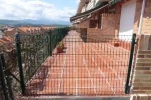 Cerramientos metálicos de panales en Cantabria